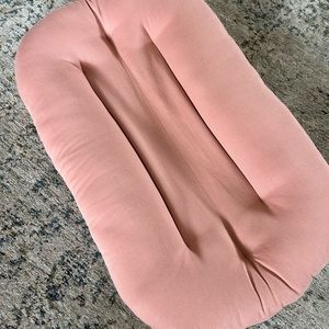Snuggle Me Like New Organic Baby Lounger - Pink
